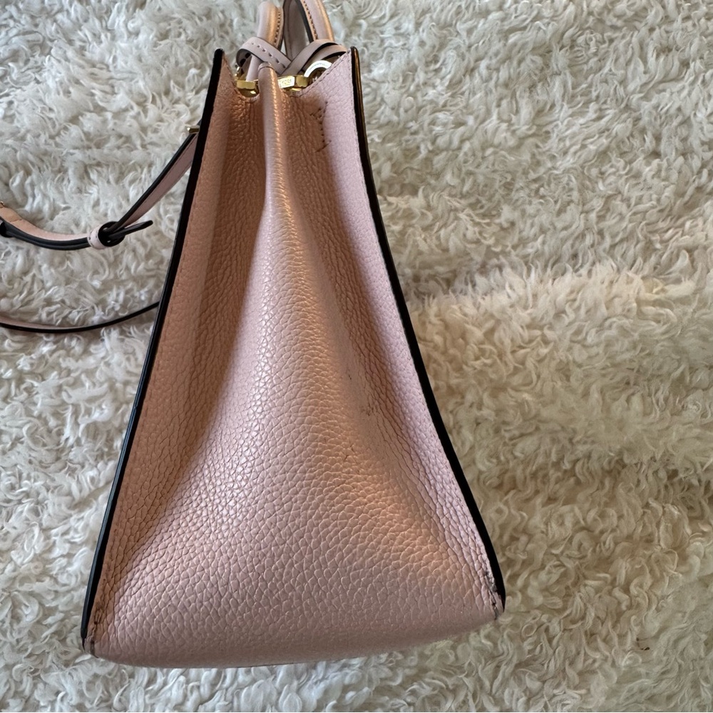 Michael Kors Mercer Medium Pebble Leather Messenger Crossbody Bag Powder Blush - Picture 6 of 15